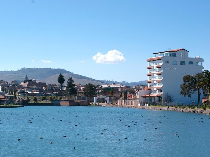 Hotel 9 Manantiales Чигнауапан Екстериор снимка